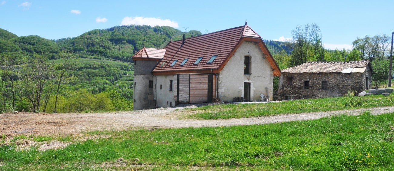 Maison de maître rénovée signé par un architecte à Miribel-Lanchâtre